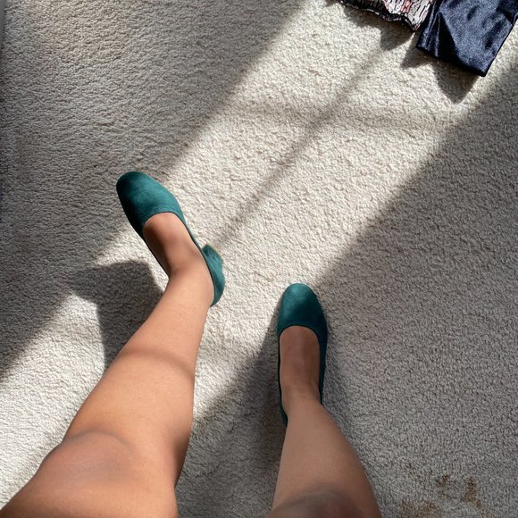 Oak + Fort Heels - Picture 4 of 16